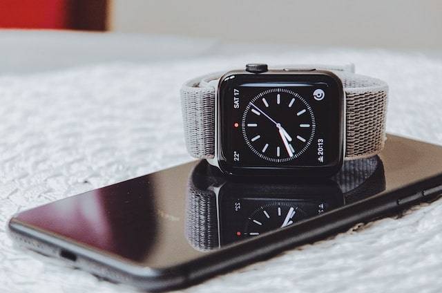 Apple Watch 8 vs poprzednie modele - porównanie