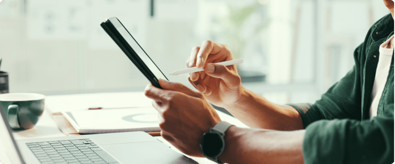 Jaki rysik do iPada wybrać? Porównanie Apple Pencil i alternatyw na tablet