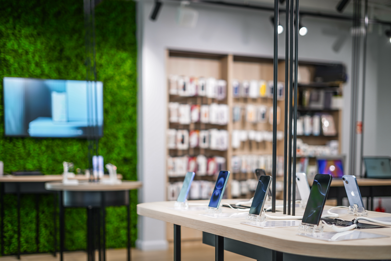 iMad Wrocław Apple